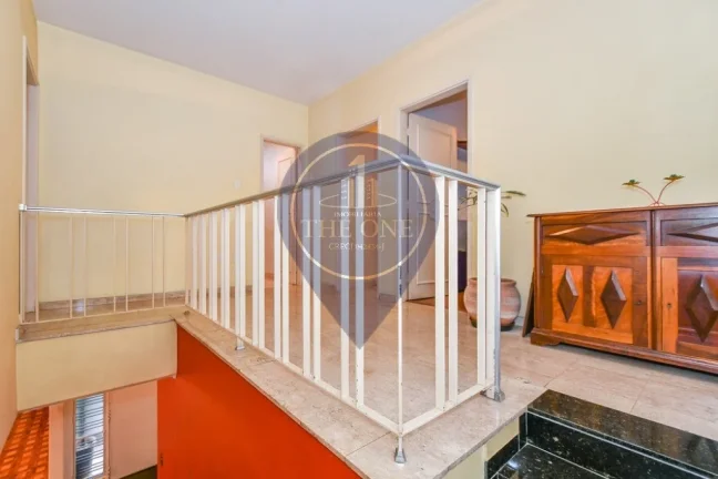 Imagem Casa de luxo na Vila Mariana: 4 quartos, 4 suítes, 2 salas, 6 banheiros, 2 vagas de garagem, 257m² - São Paulo-SP