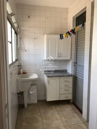 Imagem Apartamento à venda na Enseada, Guarujá-SP: 3 quartos, 2 salas, 2 banheiros, 1 vaga de garagem - 70,00 m² de área.