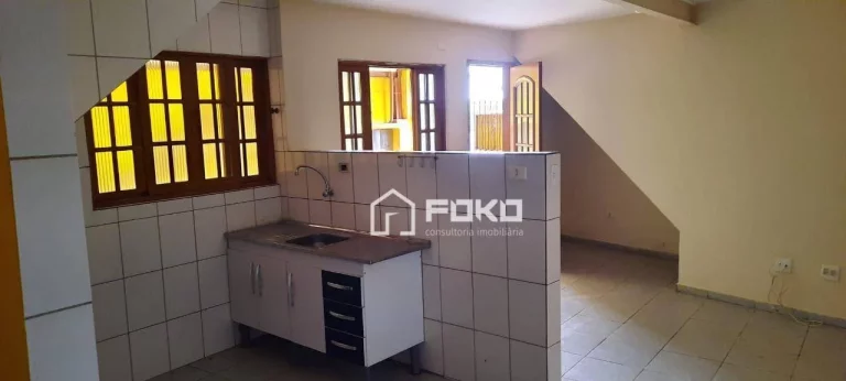 Imagem Casa com 3 dormitórios à venda, 230 m² por R$ 450.000,00 - Jardim Munhoz - Guarulhos/SP