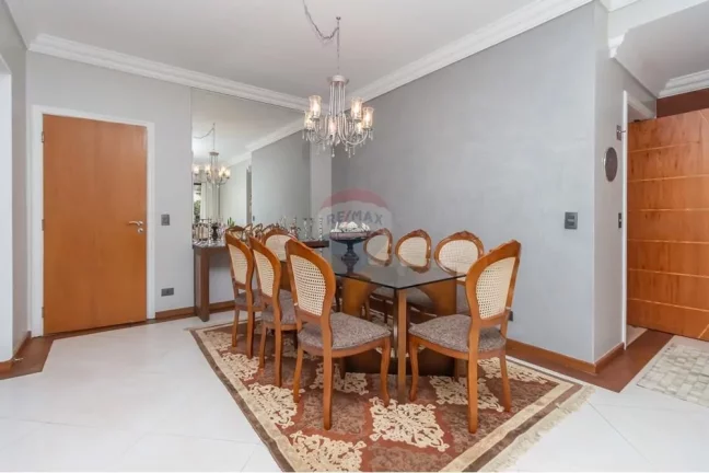 Imagem Excelente Apartamento 176m², 3 suítes, 3 salas, 3 vagas, depósito, elevador privativo e muito mais.