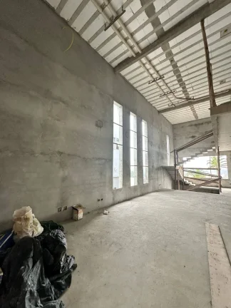 Imagem Casa Semi Acabada no Swiss Park 488 m² 4 Dormitorios Estuda Permuta