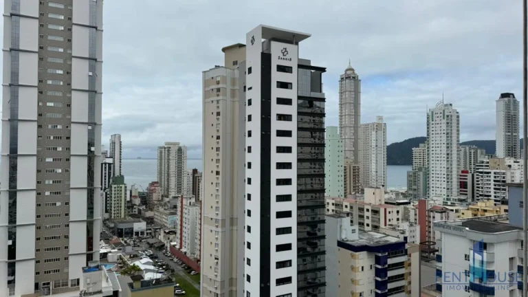 Imagem Apartamento Zona Central para Venda em Balneário Camboriú, CENTRO, 3 dormitórios, 3 suítes, 4 banheiros, 3 vagas