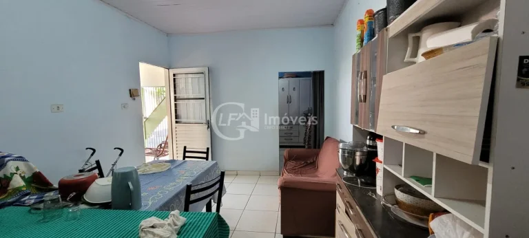 Imagem Imóvel à venda em Campo Grande-MS: Casa com 3 quartos, 2 salas, 2 banheiros e 3 vagas na Coronel Antonino!