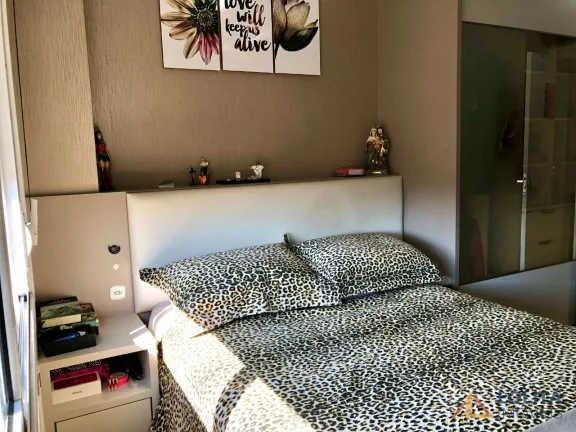 Imagem Apartamento à venda próximo à praça Getúlio Vargas no Centro de Florianópolis/SC