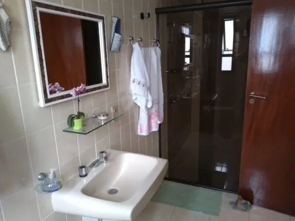 Imagem Apartamento com 140m² e 3 vagas!!!