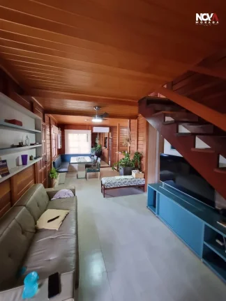 Imagem Venha se encantar com esta charmosa casa à venda em Vila Velha! Com estilo fantástico e localizaç...