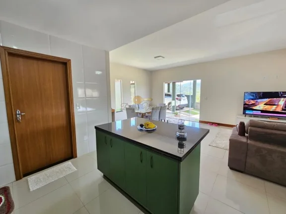 Imagem Casa em Condomínio para Venda em Teresópolis / RJ no bairro Vargem Grande