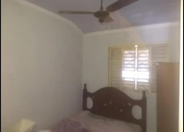 Imagem Casa disponível para venda e locação no bairro Anhumas.Conta 03 dormitórios, um banheiro social,...