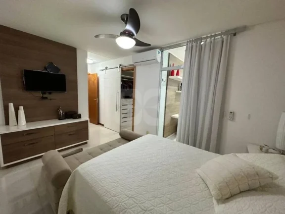 Imagem Excelente apartamento frente, 150m2 - 4 quartos modificado para 3 quartos sendo 2 suítes e 2 Varandas,