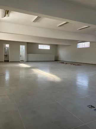 Imagem Galpão em Chácara Santo Antônio - SP: 388M² Locação por R$ 15.000 - Confira!