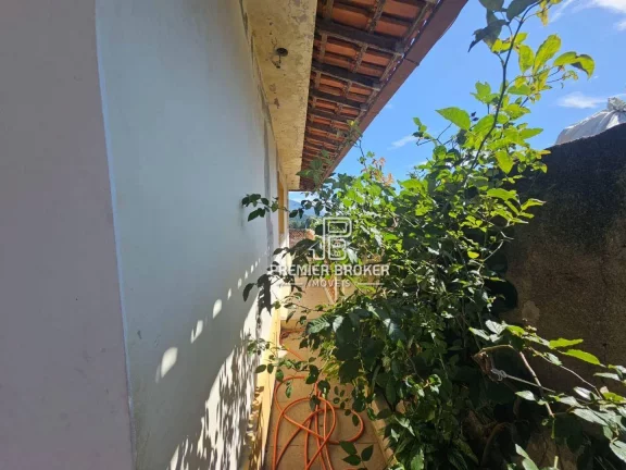 Imagem Casa à venda, 180 m² por R$ 560.000,00 - Artistas - Teresópolis/RJ