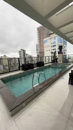 Imagem Apartamento com 3 suítes e 2 vagas de garagem em Meia Praia, Itapema/SC