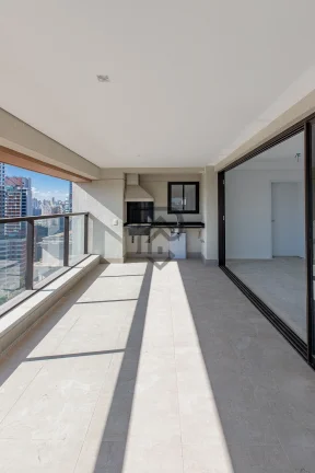 Imagem Apartamento 18º andar condomínio Ibirapuera Park