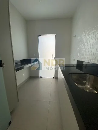 Imagem Casa 4 quatros, piscina aquecida e automação