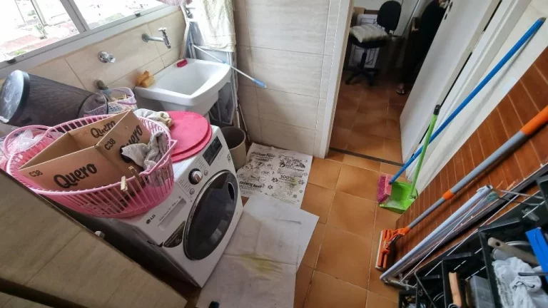 Imagem APARTAMENTO A 2 QUADRA DA PRAIA DE PITANGUEIRAS, 3 DORMITÓRIOS (1 SUÍTE), 2 VAGAS DE GARAGEM E LAZER.