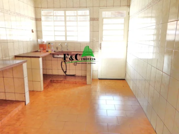 Imagem Casa para Venda em Limeira, Jardim São Luiz, 2 dormitórios, 1 suíte, 2 banheiros, 6 vagas