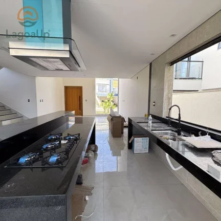 Imagem Casa com 3 dormitórios à venda, 216 m² por R$ 1.850.000,00 - Condomínio Golden Class - Lagoa Santa/MG