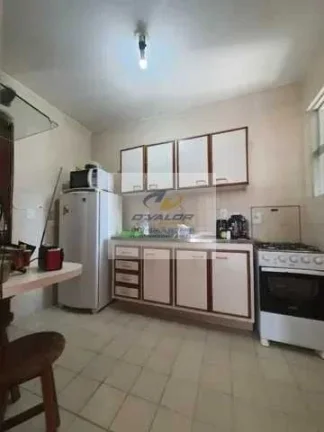 Imagem Vendo Apartamento com 77m², Mobiliado, 3 quartos s/ 2 suítes, sala p/ 2 ambientes e 1 vaga
