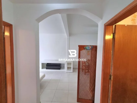 Imagem PITANGUEIRAS- UMA QUADRA DO COM VISTINHA PARA A PRAIA , GARAGEM NO PRÉDIO, TOTALMENTE REFORMADO.