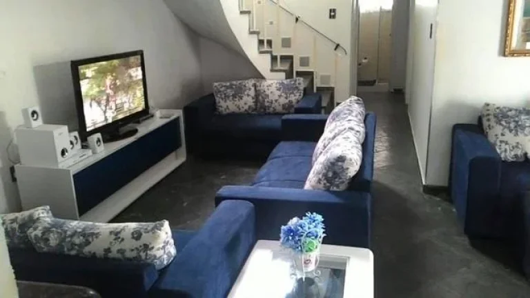 Imagem Casa para Venda em Itanhaém, Tupi, 3 dormitórios, 1 suíte, 2 banheiros, 2 vagas