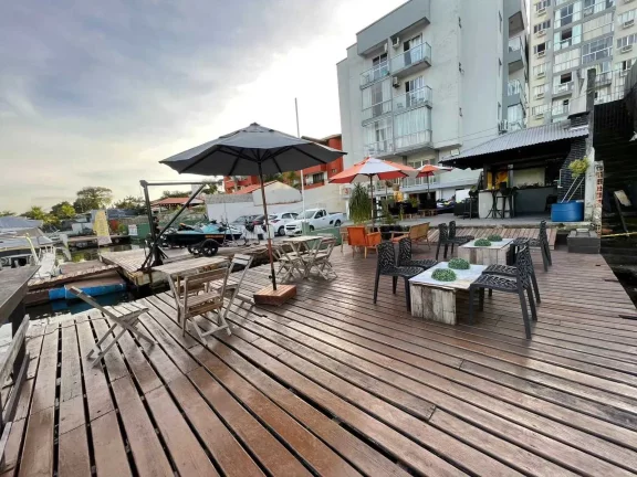 Imagem Apartamento com 2 dormitórios reformado e mobiliado com linda vista em Balneário Camboriú