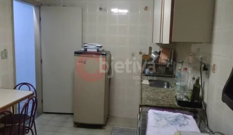 Imagem Apartamento com 3 dormitórios à venda, 110 m² por R$ 650.000,00 - Vila Nova - Cabo Frio/RJ