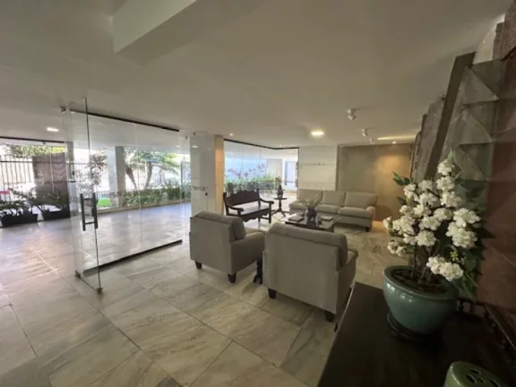 Imagem A 5ª Avenida Selecionou esse espaçoso 4/4, suite, lavabo, 225,48m2 de área privativa com 02 vagas soltas no melhor da Barra: por apenas R$1.200.000,00