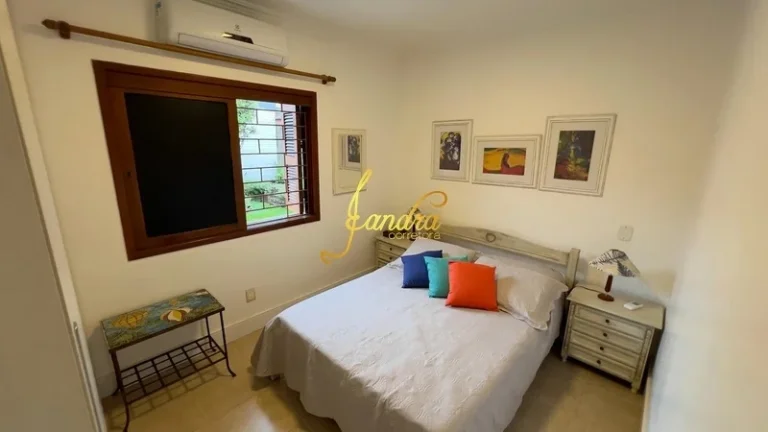 Imagem Excelente Casa no Centro de Xangri-lá! de esquina