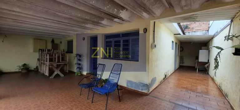 Imagem Casa à Venda em Área Mista na Vila Virgínia R 1556