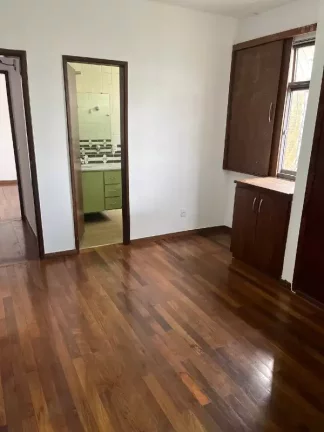 Imagem 4QUARTOS+SUÍTE+1VAGAS+ÁREA SEPARADA+SEM FIADOR