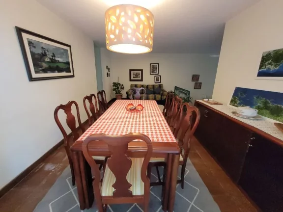 Imagem PITANGUEIRAS – NA QUADRA DA PRAIA, COM VISTA PARA O MAR, LOCAL NOBRE, OPORTUNIDADE ÚNICA, 160 M² ÚTEIS, LOCALIZAÇÃO PRIVILEGIADO, 01 VAGA DE GARAGEM
