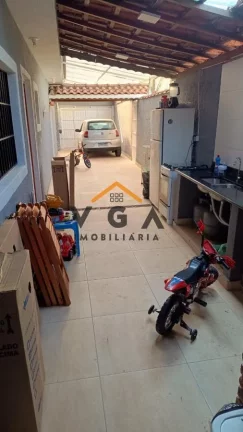 Imagem Sobrado para Venda em São Paulo, Vila Londrina, 5 dormitórios, 1 suíte, 3 banheiros, 3 vagas
