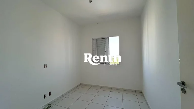 Imagem Apartamento com 2 dormitórios à venda, 49 m² por R$ 200.000,00 - Jardim do Horto - Rio Claro/SP