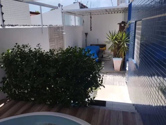 Imagem Apartamento térreo com área de lazer privativa no coração do Bessa – a apenas três quadras da praia!