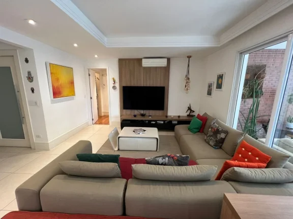 Imagem Lindo apartamento 172 M², 4 dormitórios sendo 3 suítes, 1 espaçosa sala, 1 bela varanda gourmet, 5 banheiros, lavabo, 4 vagas de garagem. Ar split.
