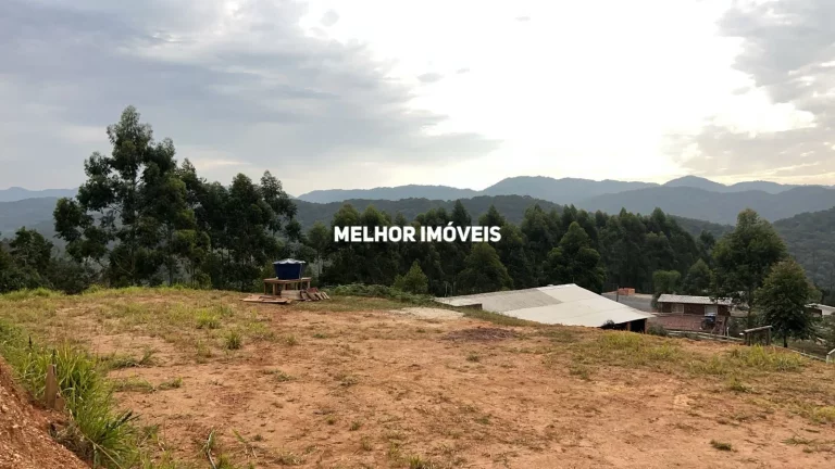 Imagem Chácara á venda com 3.660 m² - Camboriú.