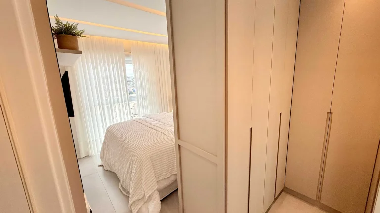 Imagem Apartamento 3 dormitórios sendo 1 suíte e vaga de garagem dupla - Kobrasol, São José/SC