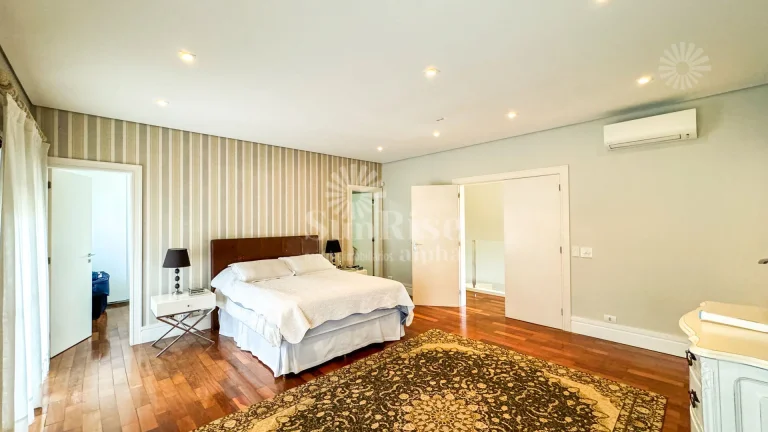 Imagem Casa à venda 780m² e 1.000m² terreno por R$6.900.000 - Alphaville 12 - Santana de Parnaíba/SP