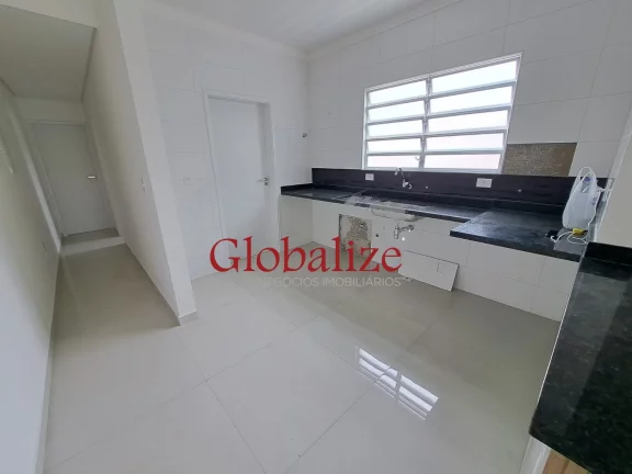 Imagem Sobreposta alta à vendacom 155m², 3 quartos, 2 suítes, piscina, churrasqueira por R$1.300.000,00 no Embaré em Santos