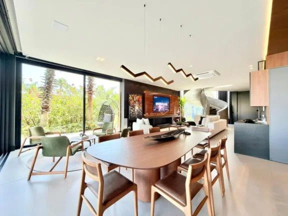 Imagem Casa em Condominio 6 Dormitórios - Bairro xangri-la
