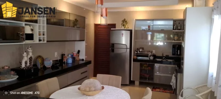 Imagem CASA DE CAMPO COM 03 QUARTOS SENDO 02 SUÍTES EM CONDOMÍNIO FECHADO