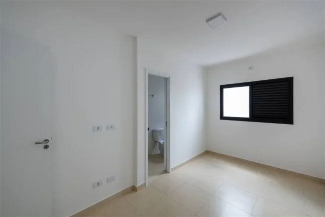 Imagem CASA COM 98 m² - VILA ANHANGUERA - MONGAGUA SP