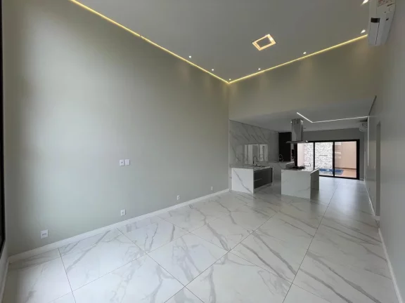 Imagem Casa Espetacular à Venda no Condomínio Portal Ville Jardim Europa, em Boituva
