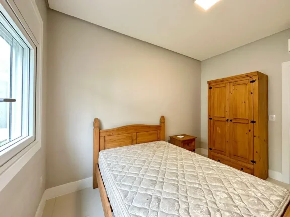 Imagem Casa em Condominio 4 Dormitórios - Bairro Arco Iris