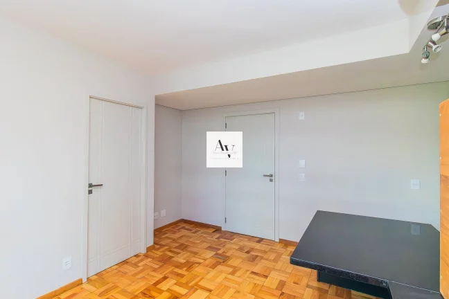 Imagem Apartamento à venda no bairro Moinhos de Vento - Porto Alegre/RS