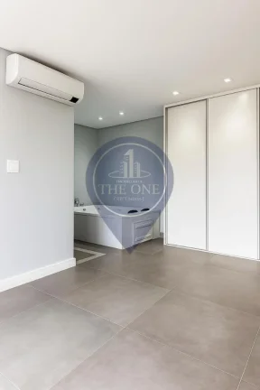 Imagem Imperdível: Apartamento à venda na Vila Nova Conceição, São Paulo-SP. 3 quartos, 2 suítes, 2 salas, 3 banheiros, 2 vagas de garagem, 134m².