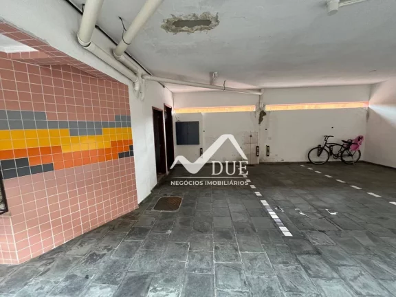 Imagem Apartamento com 2 quartos um deles suite, vaga demarcada de frente com vista livre e duas sacadas à venda, 76 m² por R$ 350.000 - Estuário - Santos/SP