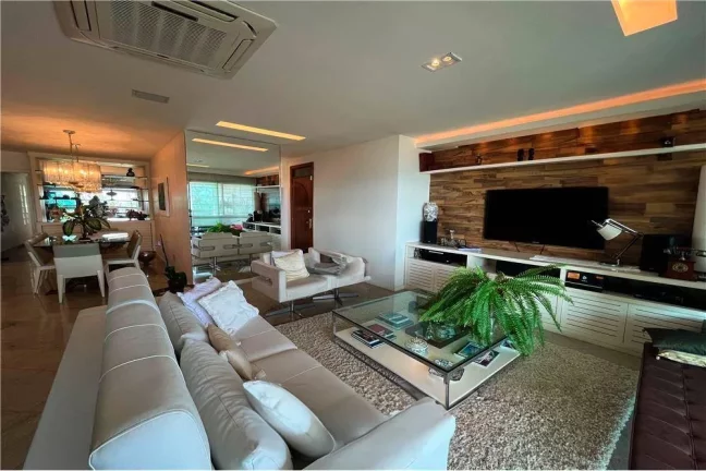 Imagem Apartamento com 4 Quartos para Alugar, 262 m² em Barra Da Tijuca - Rio De Janeiro
