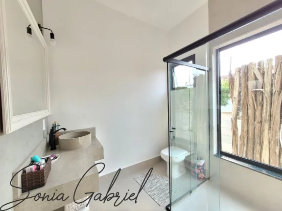 Imagem Casa em Condomínio de Luxo em Vinhedo-SP - 3 Quartos, 2 Suítes, 3 Salas, 5 Banheiros, 4 Vagas - Imperdível! Imagem Casa em Condomínio de Luxo em Vinhedo-SP - 3 Quartos, 2 Suítes, 3 Salas, 5 Banheiros, 4 Vagas - Imperdível!