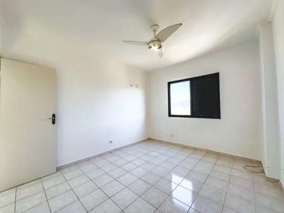 Imagem Apartamento à Venda em Tupi, Praia Grande - SP